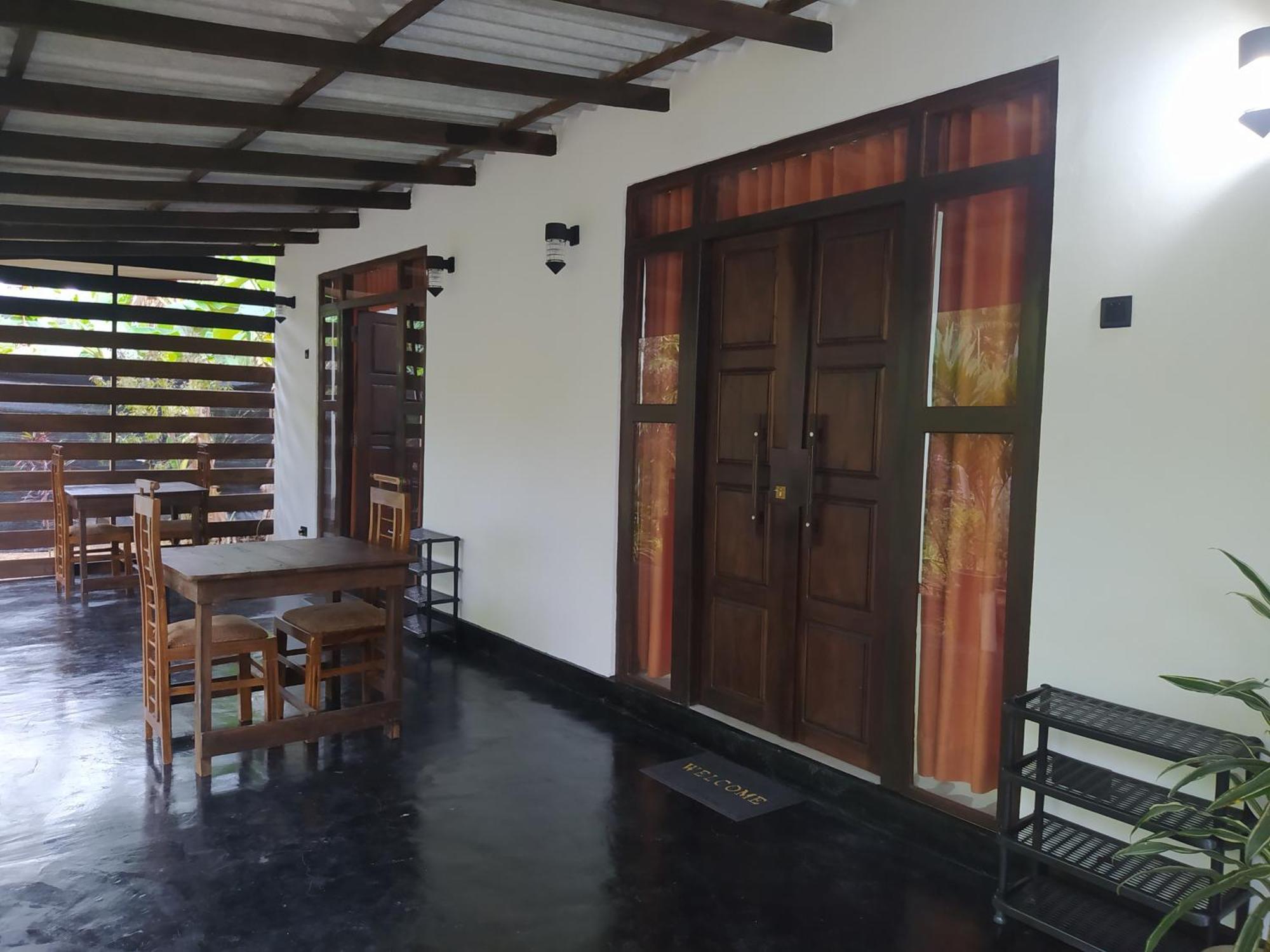 Yashi'S Place Sigiriya Buitenkant foto
